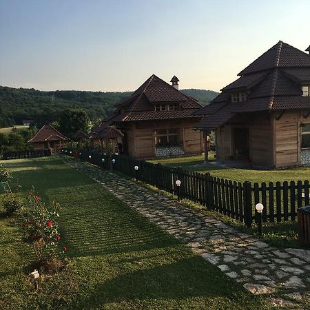 Nacionalna Kuca Bajo Mackat Villa Exterior foto