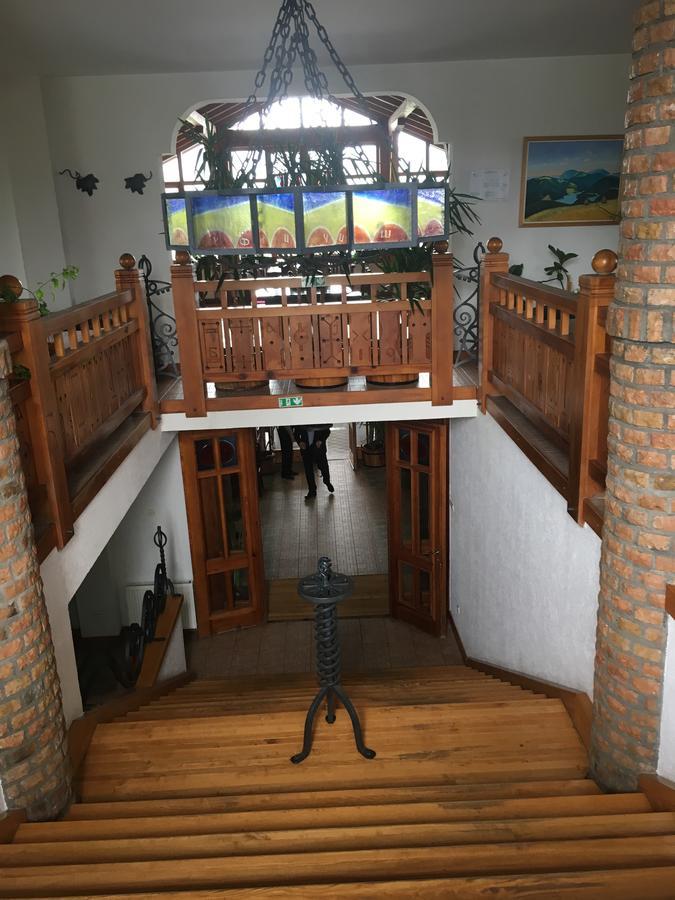 Nacionalna Kuca Bajo Mackat Villa Exterior foto